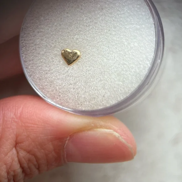 Alchemy Adornment Yellow Gold Heart Threadless End - Picture 4 of 14